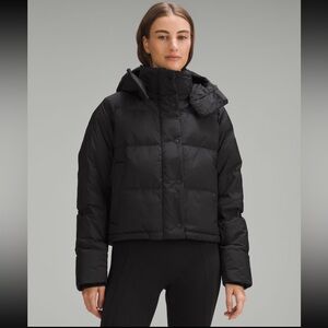 lululemon athletica Black wunder Puff 600-down fill crop Jacket